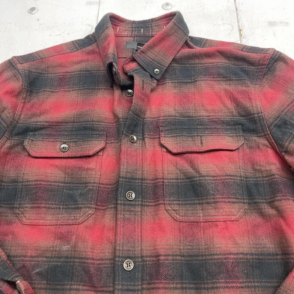 Banana Republic Shirt Mens Large Red Plaid Flannel Long Sleeve Button Up Pockets